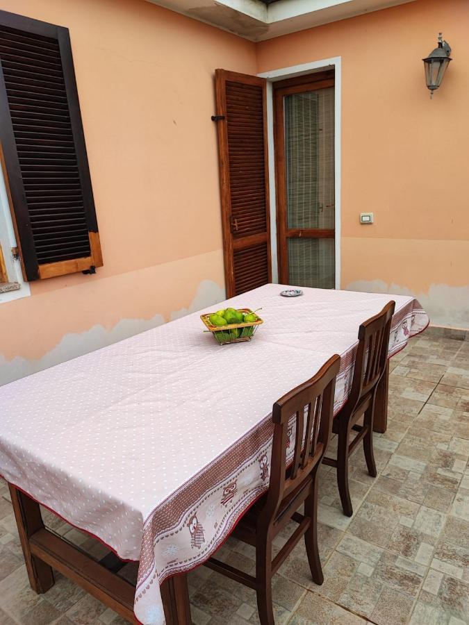 Casa Vacanze Da Nonna Mela Alghero Luaran gambar