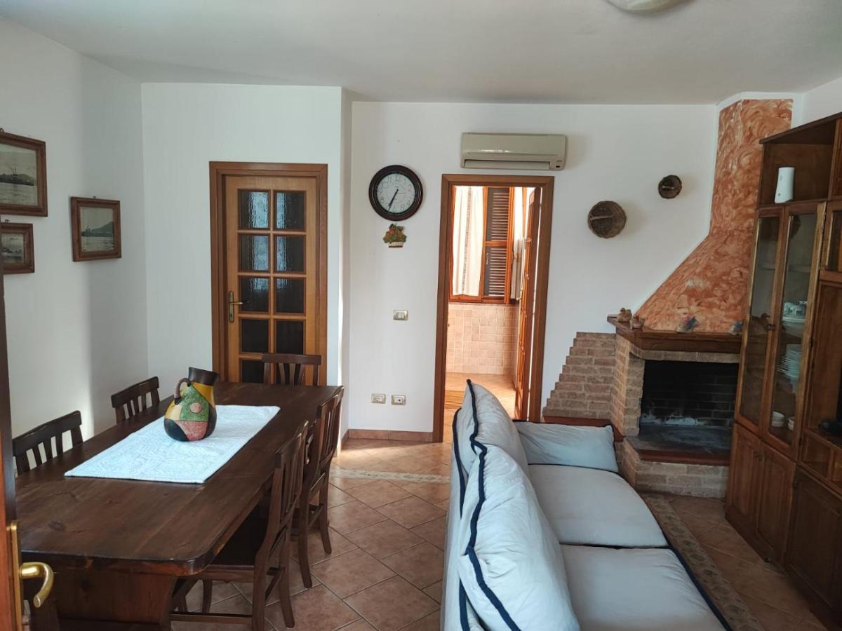 Casa Vacanze Da Nonna Mela Alghero Luaran gambar